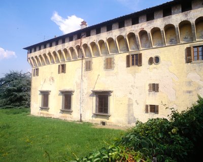 Villa Medicea di Cafaggiolo, iniziata nel 1451 da Michelozzo di Bartolommeo